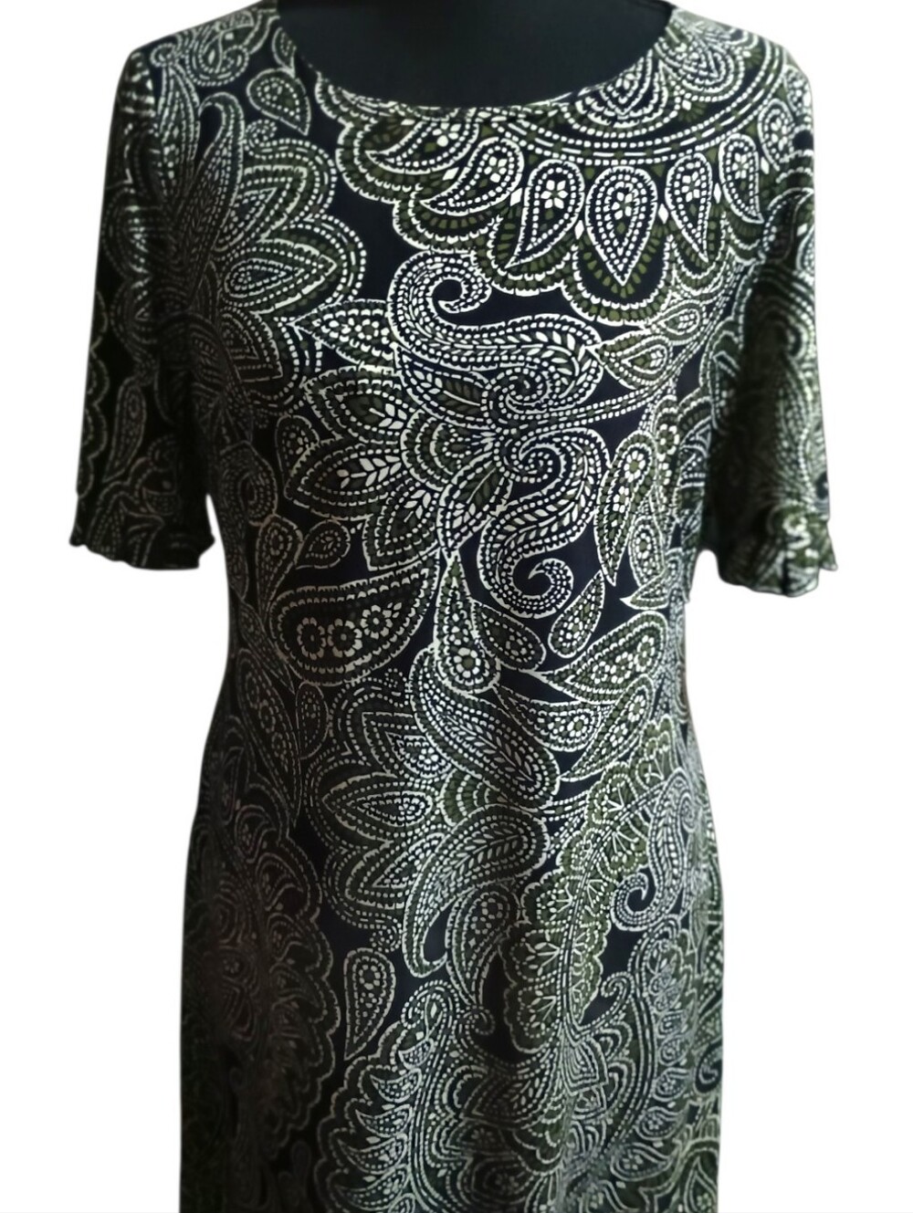 Dress Knee Length Pullover Round Neckline Ruffled Sleeves Flowy Paisley Sz 8